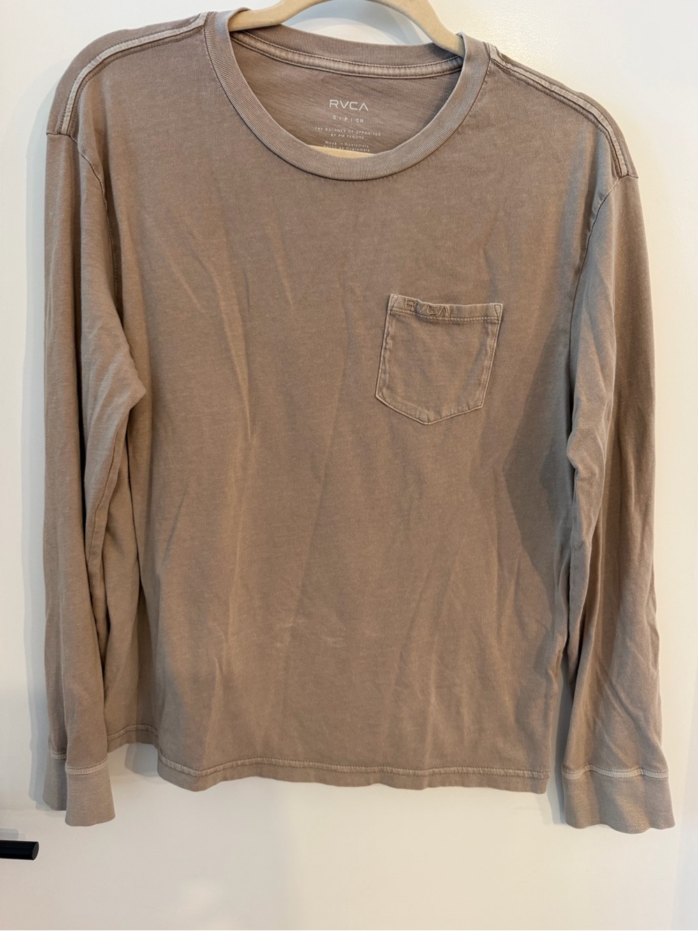 RVCA Long-Sleeve Pocket Tee in Taupe